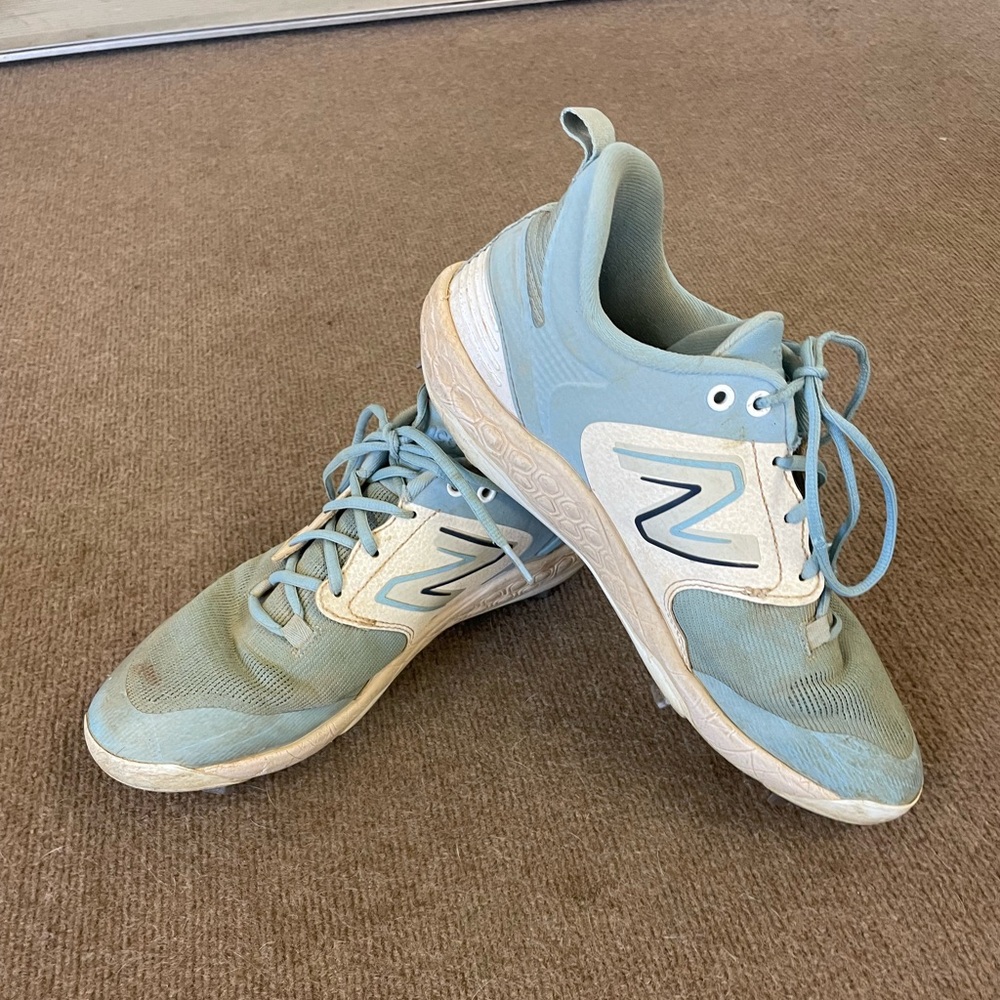 New Balance baseball cleats size 11.5